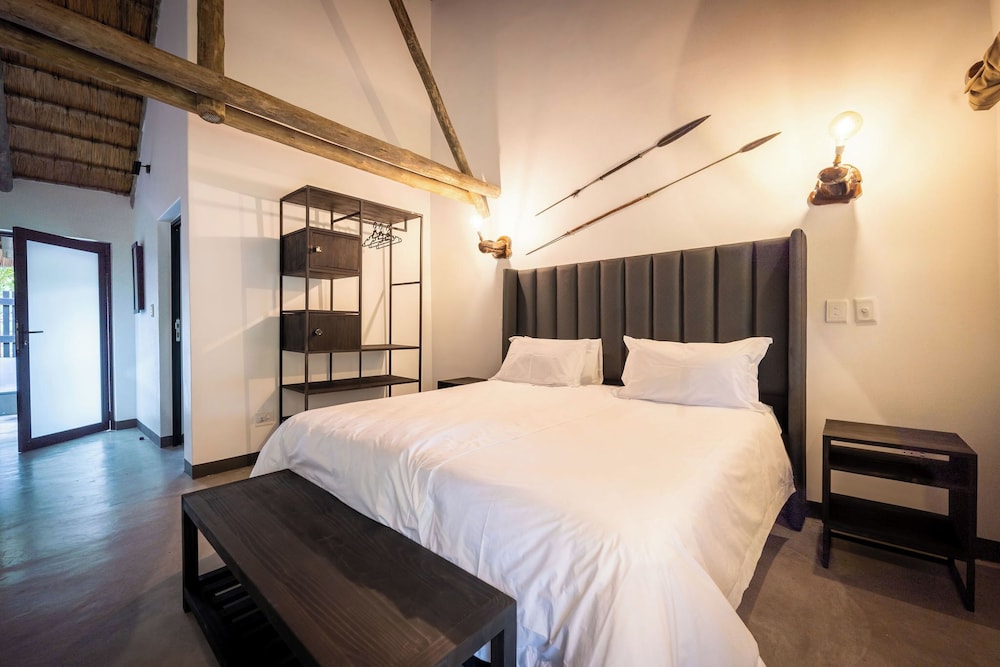 Sunbirds Oasis Lodge
