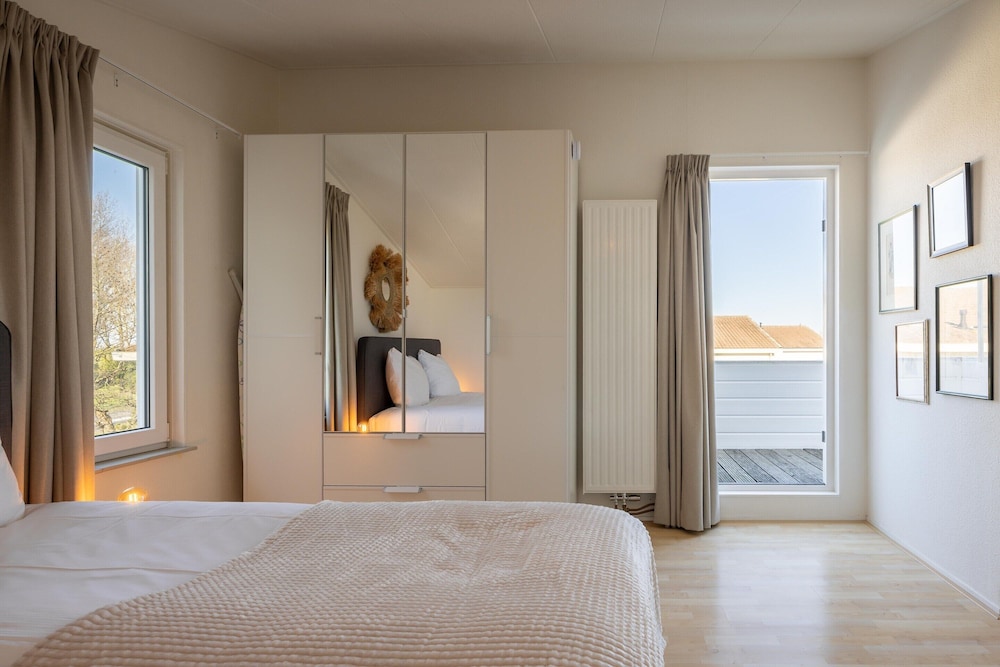 Holiday Home in Zeeland Near Sophia Beach