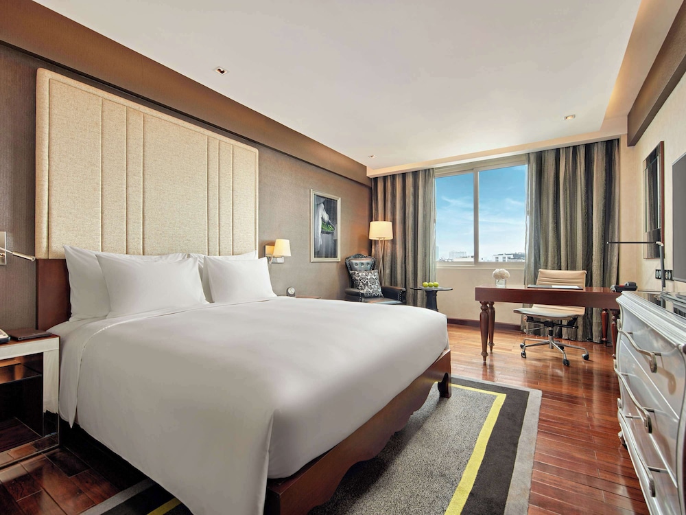 Mövenpick Hotel Hanoi Centre 13