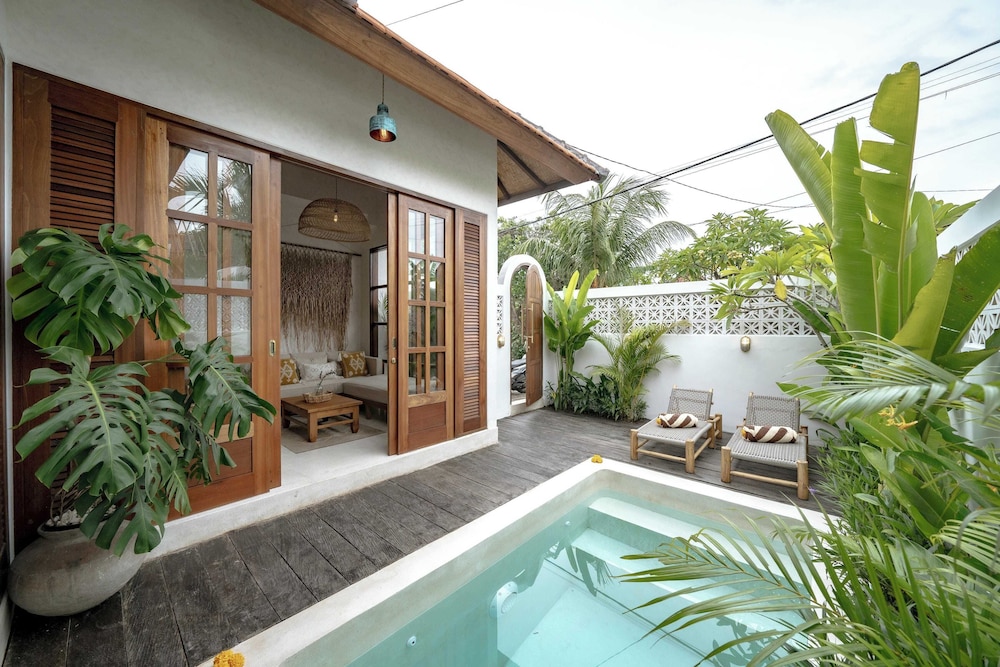 Villa Taman & Villa Serai Kedungu
