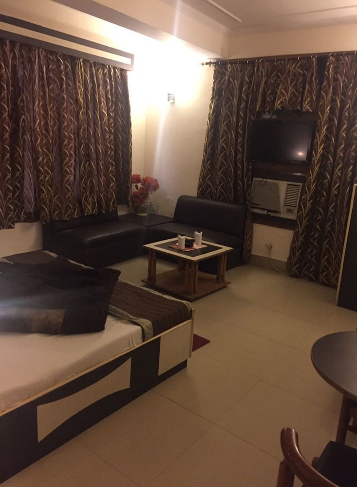 ADB Rooms Hotel India International Dx