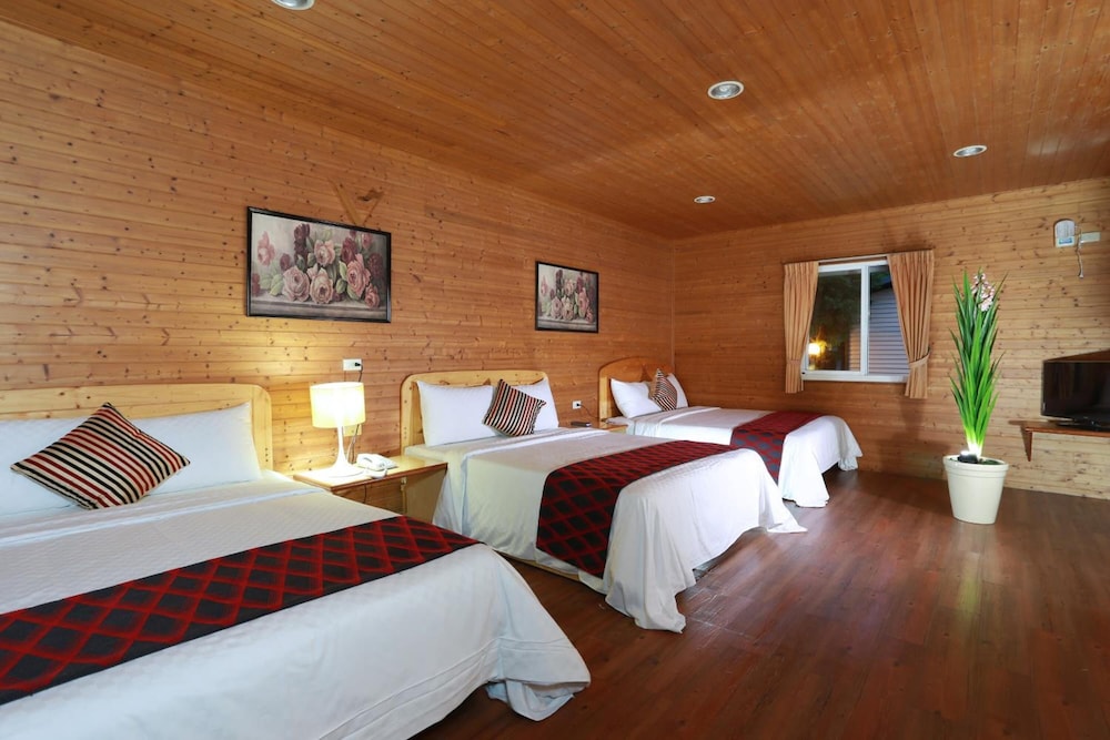 Yingshih Resort