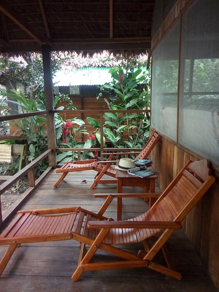 DON JAIME HOSTEL \/