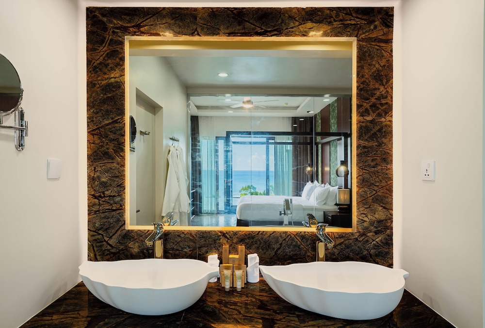 Garden Hill Resort & Spa