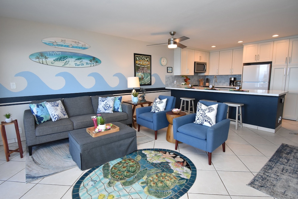 True Oceanfront - Panoramic Sunset View! - No Stairs - Vrkcv