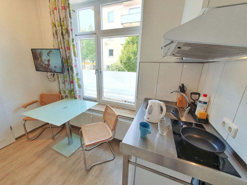 Aparthotel B & L