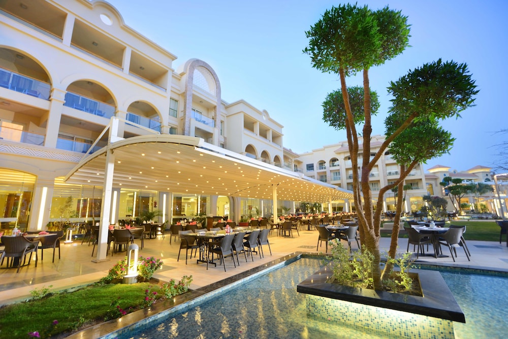 Pickalbatros White Beach Resort - Hurghada