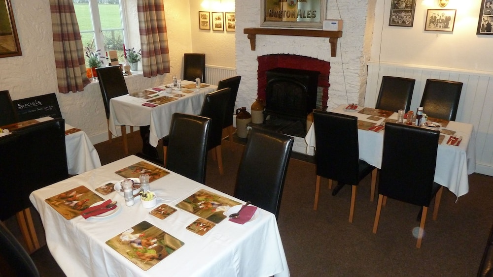 Mid Wales Inn