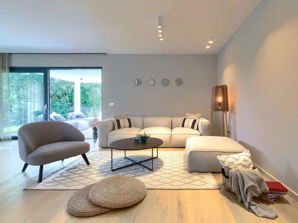 Holiday House with Pool Casa Lavanda