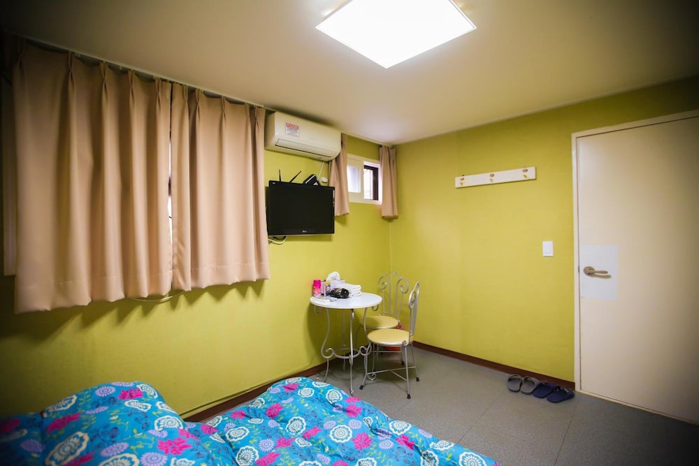 Korstay Sookmyung Woman's Univ - Campus Accommodation