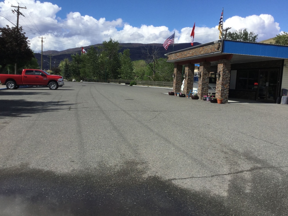 Riverside Motel