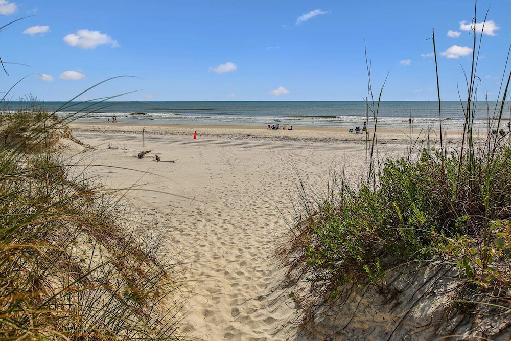 Oceanfront Luxury: Scenic St. Augustine