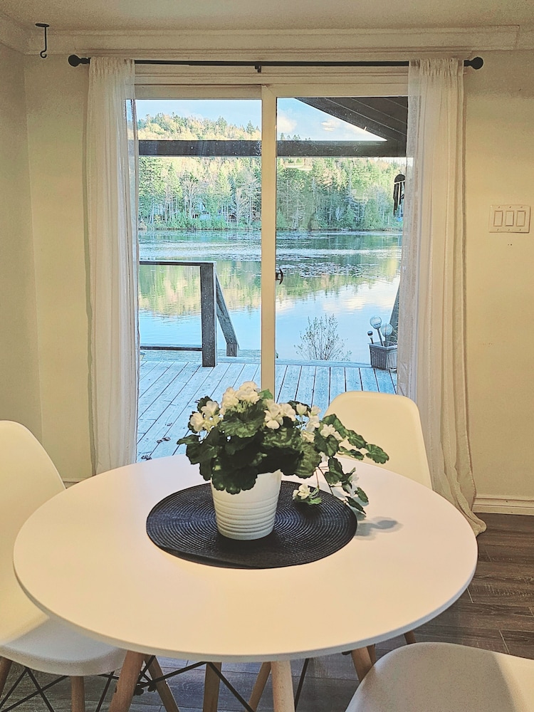 Douglas Lake Retreat