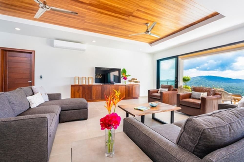 Playa Potrero Spectacular 4 BR Villa in Paradise - Villa Vista Paraiso view 3