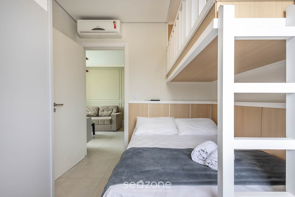Your Complete Stay Just Minutes From the sea in BC Stls