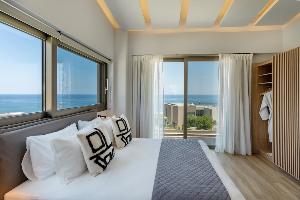 Skyfall Villas - With 12 Bedrooms