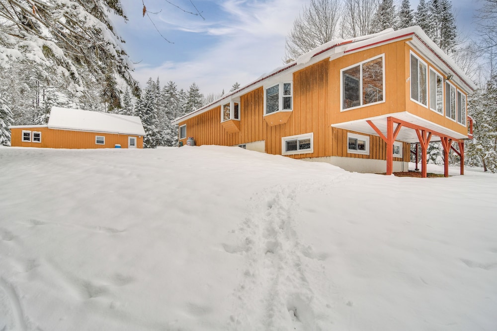 Pond & Snowmobile Trails On-site: Errol Escape!