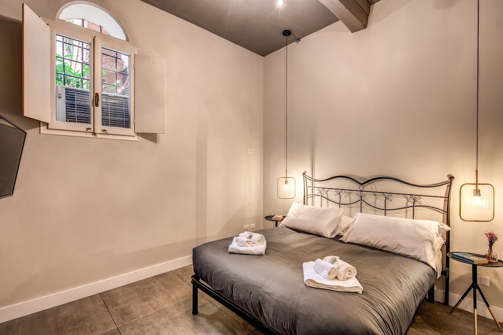 St. Eligio Suite