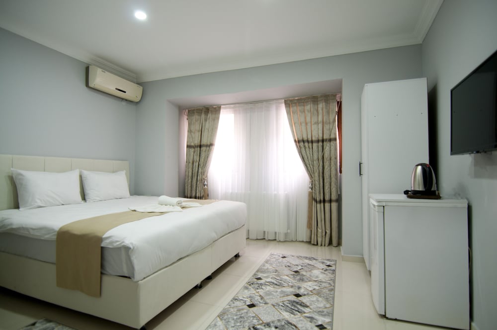 Istanbul Palace Otel - Image 31