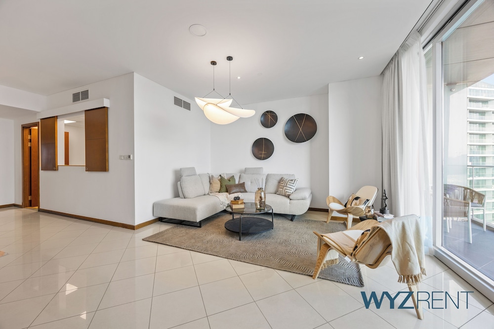 Creekside Haven 2BR Marsa Plaza DFC