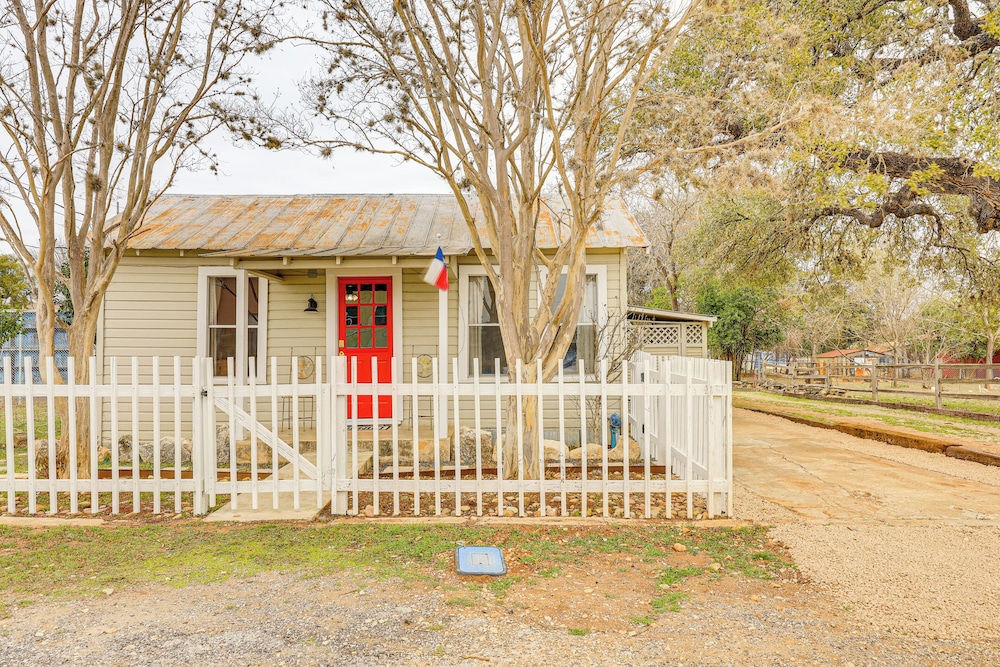 Walk to Main Street: Cottage w/ Deck in Bandera!