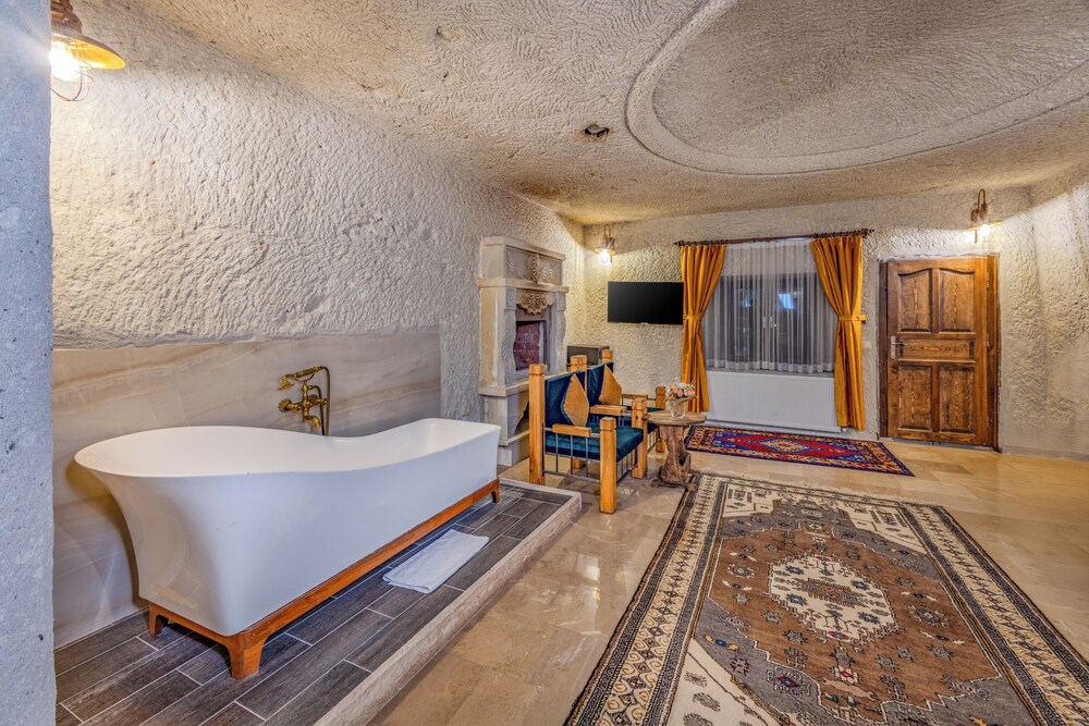 Onur cave cappadocia