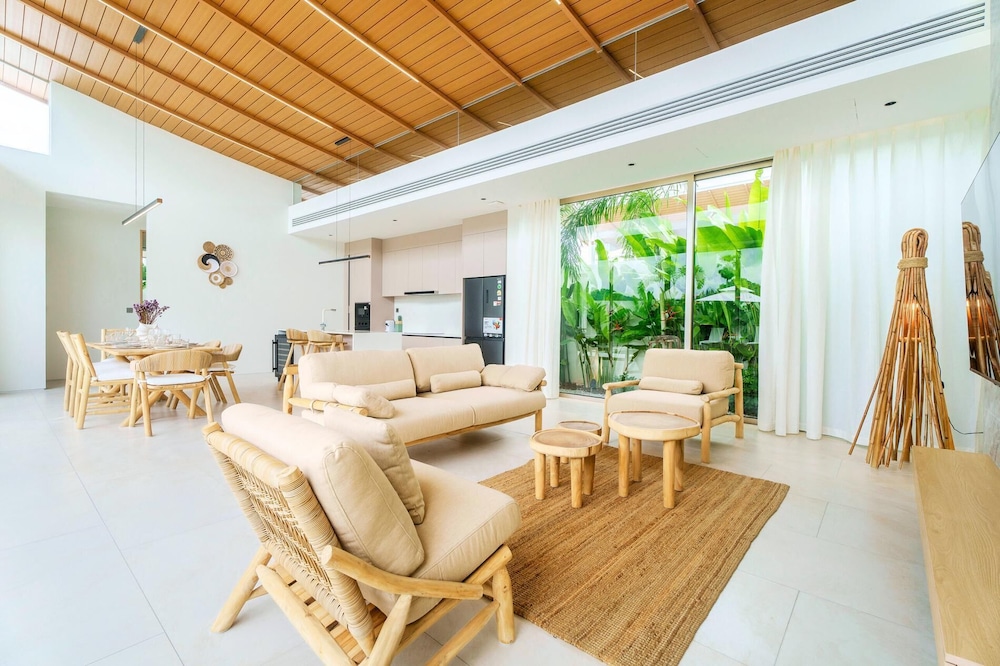 Asherah New 3BR Pool Villa + Free Airport Transfer