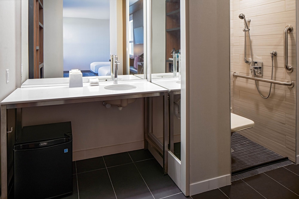 San Francisco Vacations - Aloft Santa Clara - Property Image 42