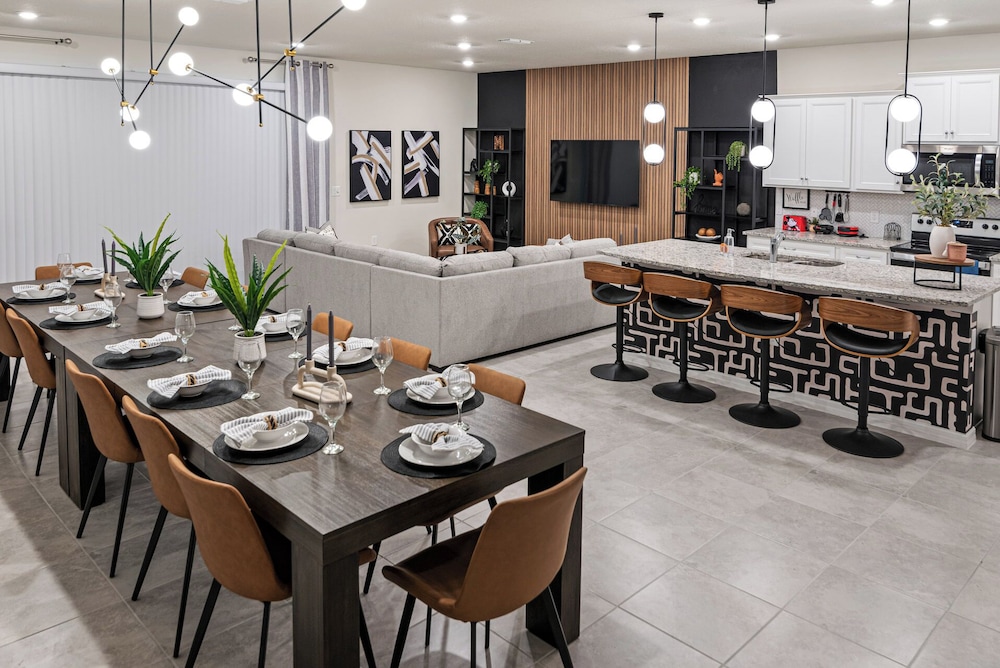 Unforgettable Family Luxury 9BR Villa