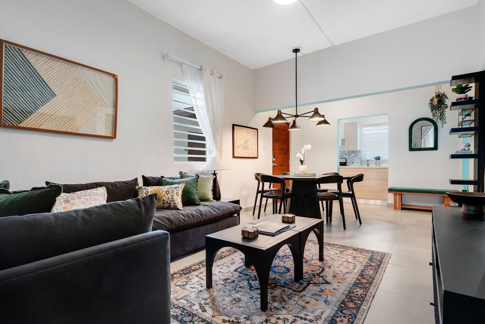 Stylish Apartment in Condado