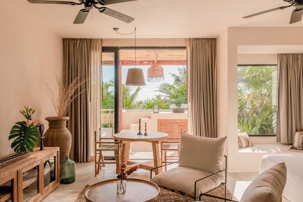 Best-Located Beach Suite with pool.