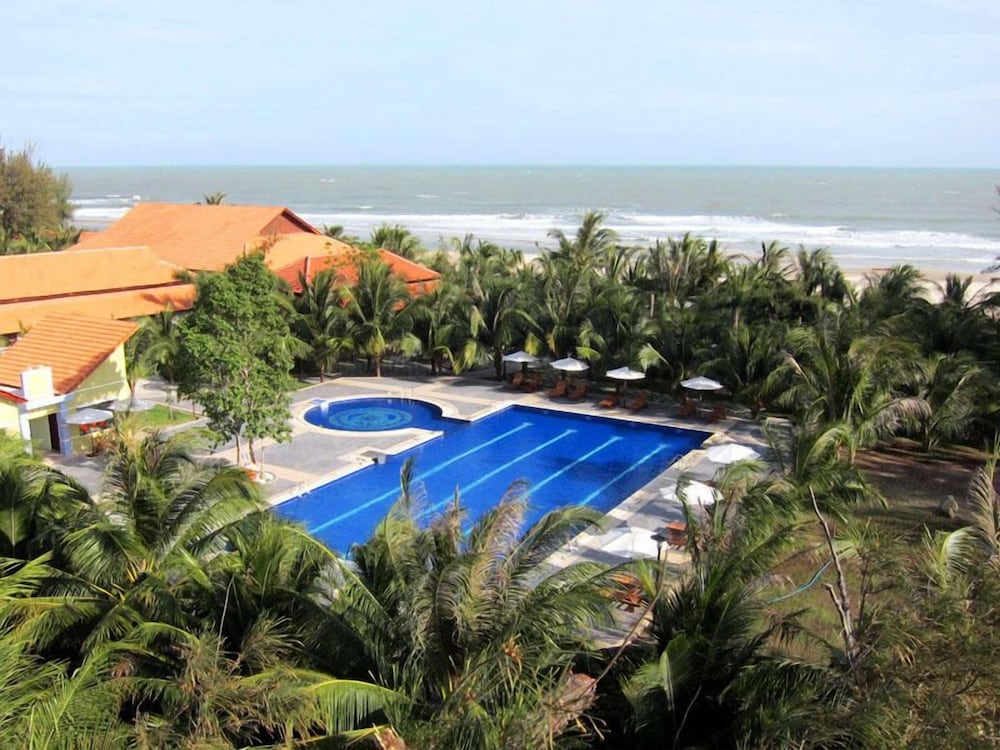 Dat Lanh Resort