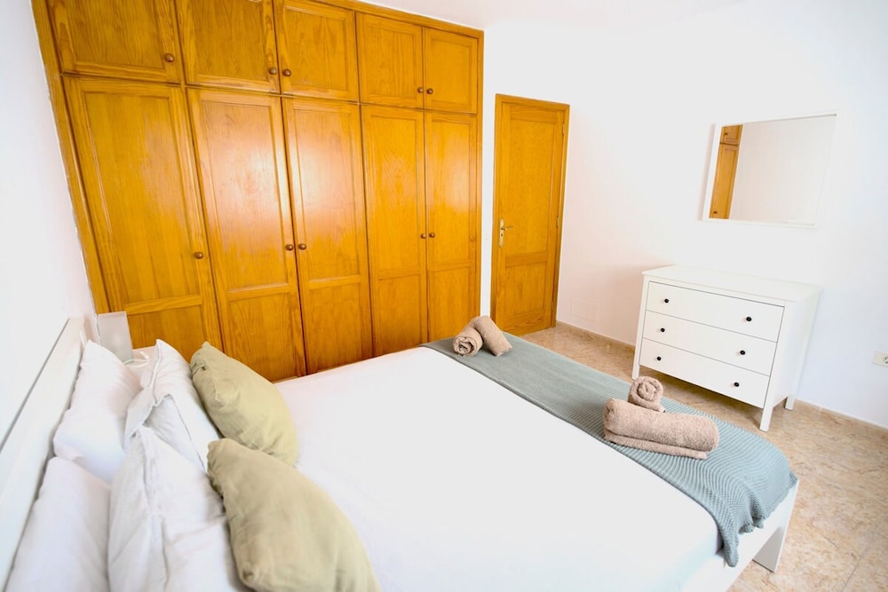 Bayside Kalendra Rofe A Hidden Retreat by the Sea
