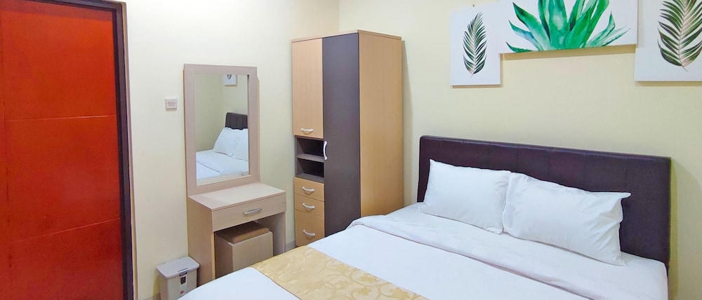 Atmosfer Guest House Sentul by Ruang Nyaman, Sentul City - 13