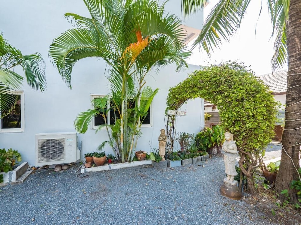 Lemon House apartment