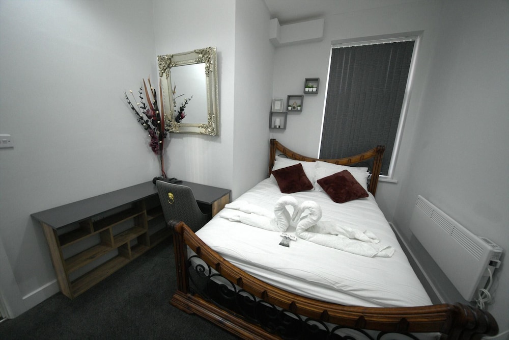 Charming Oxford Apartment in Telford - Flat 1
