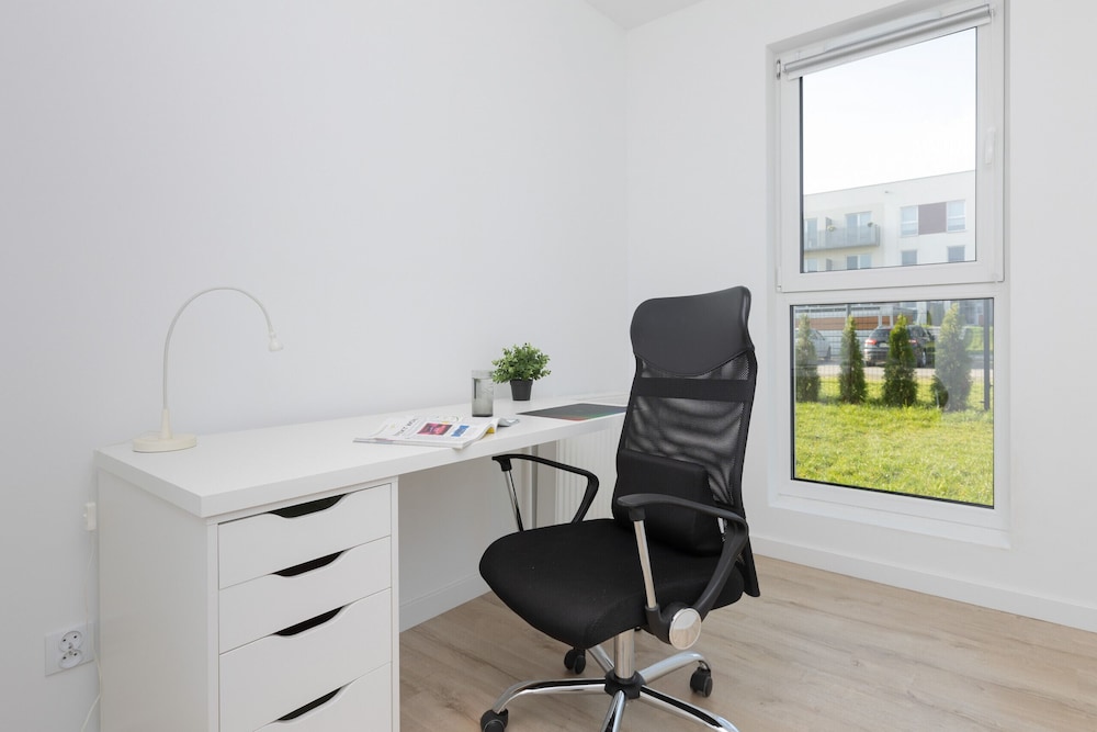 Warsaw Apartment With Terrace by Renters view 3