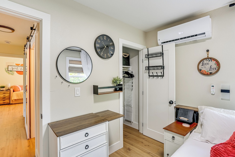 Walkable & Bright Bungalow in Dtwn Redding!