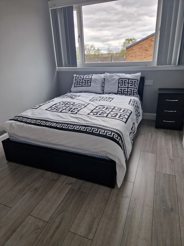 Birmingham Blissful House