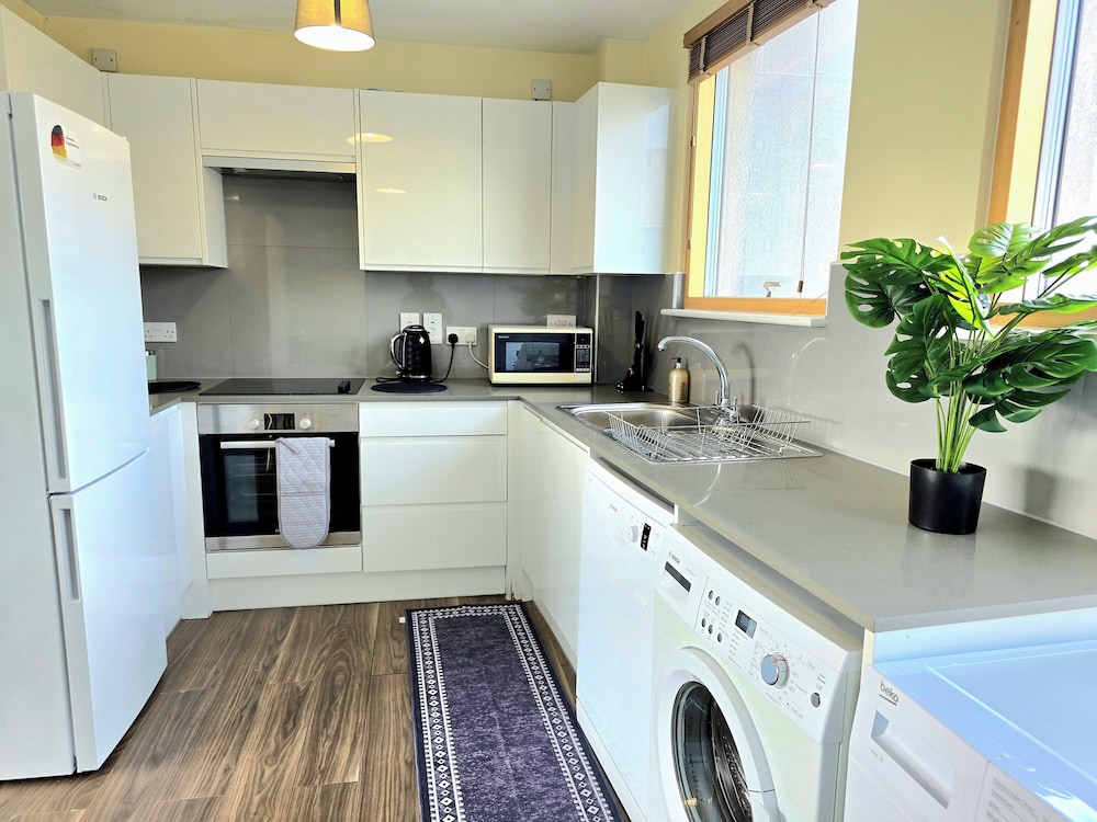 Retreat Private Rooftop 3 Bedroom Apartment