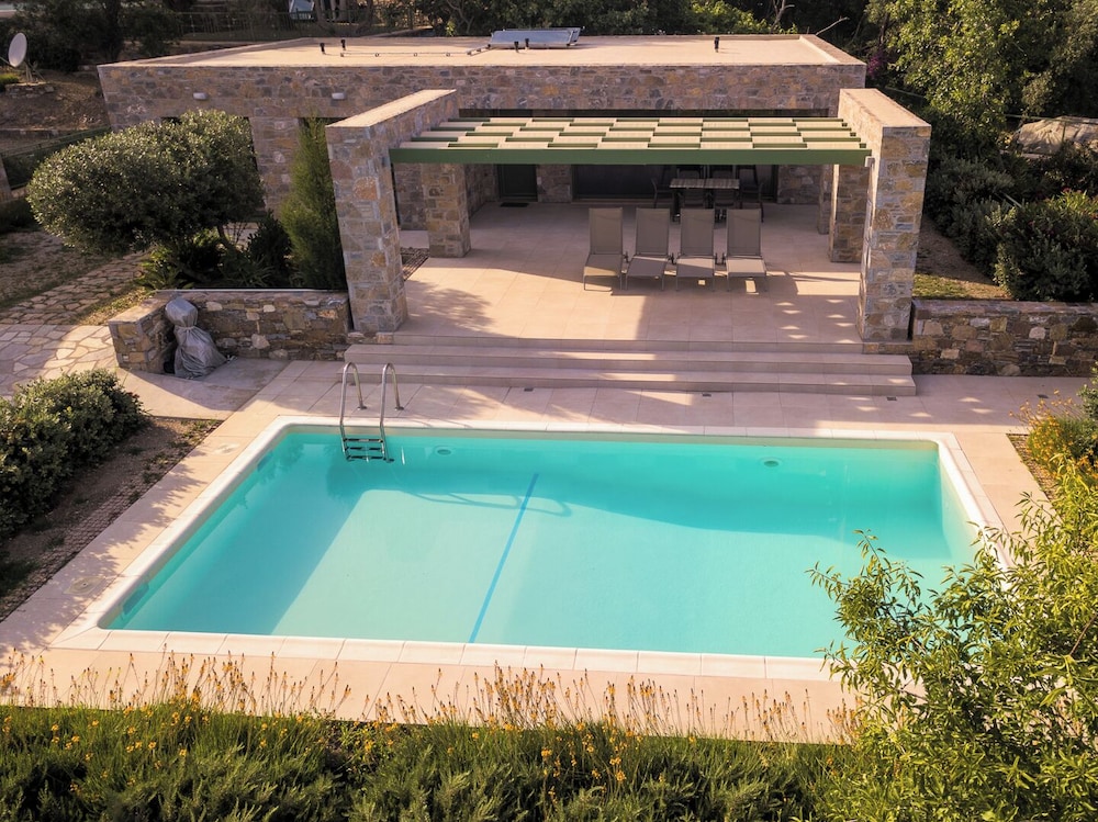 Ouzo Stone House 1, with private pool photo 4