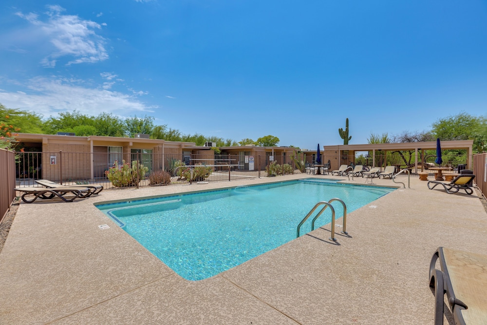 8 Mi to TPC Scottsdale: Quiet Condo w/ Pool Access