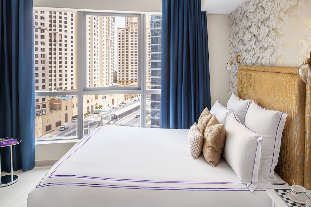 Dream Inn Dubai Bay Central