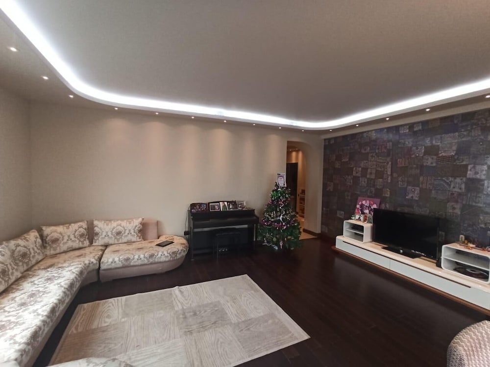 Apartment with beautiful city view