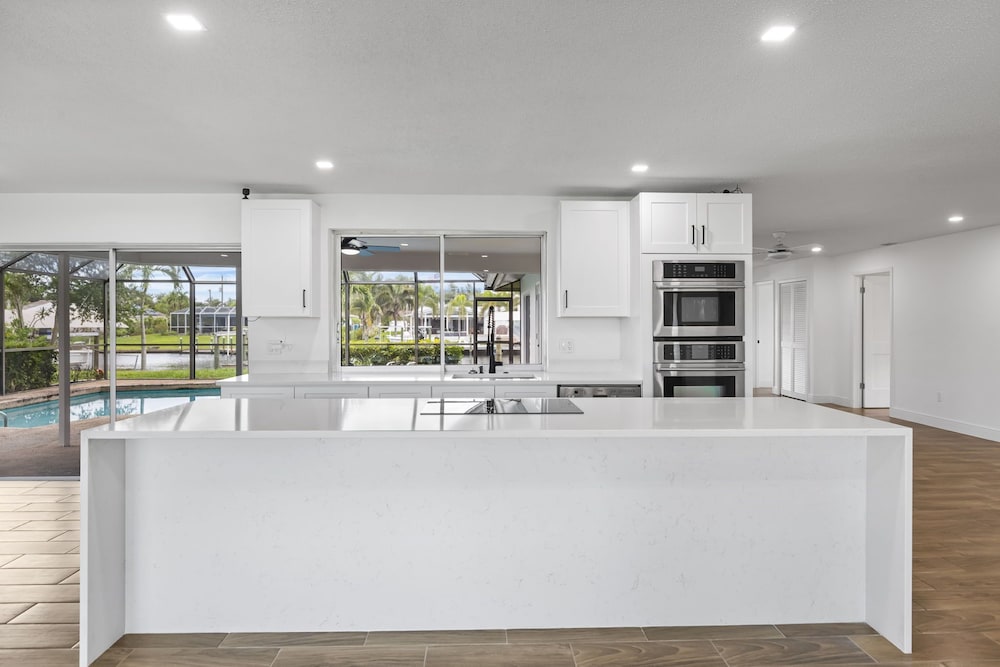 Riverfront Home w Private Dock Pool Beaches