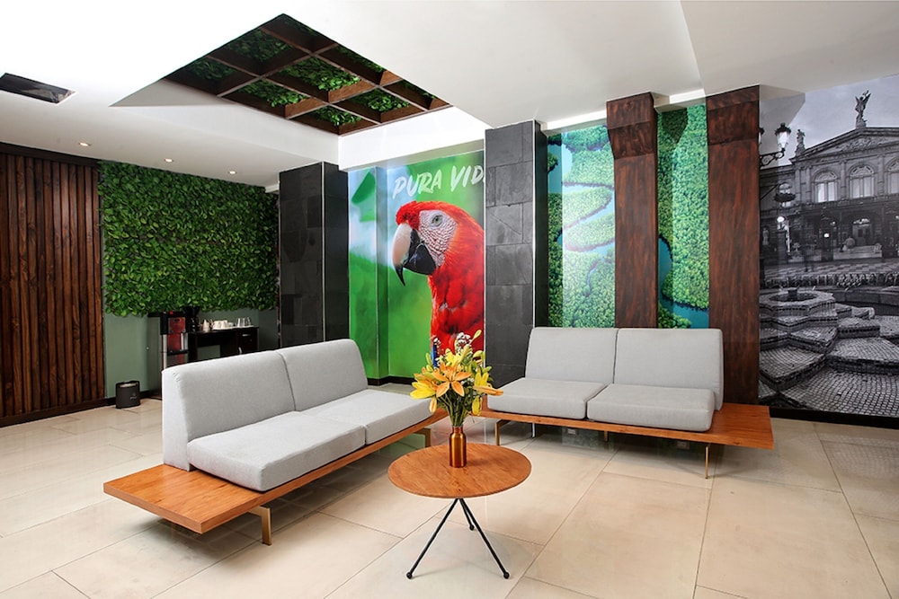 Hotel Cultura Plaza - Image 1