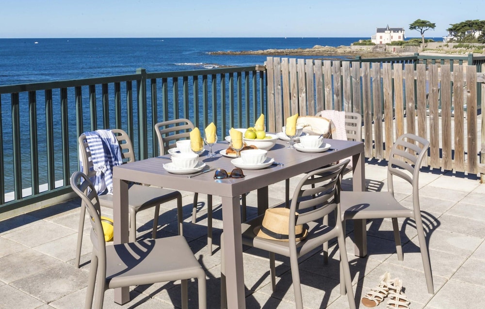 Apartment in Cote Sauvage Near La Baule Bay