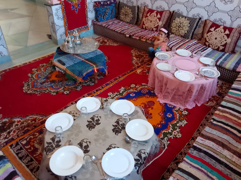 Darbrahim Resto Beds