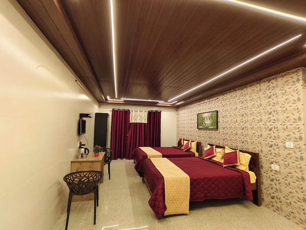 Mist Cottage & Home Stay