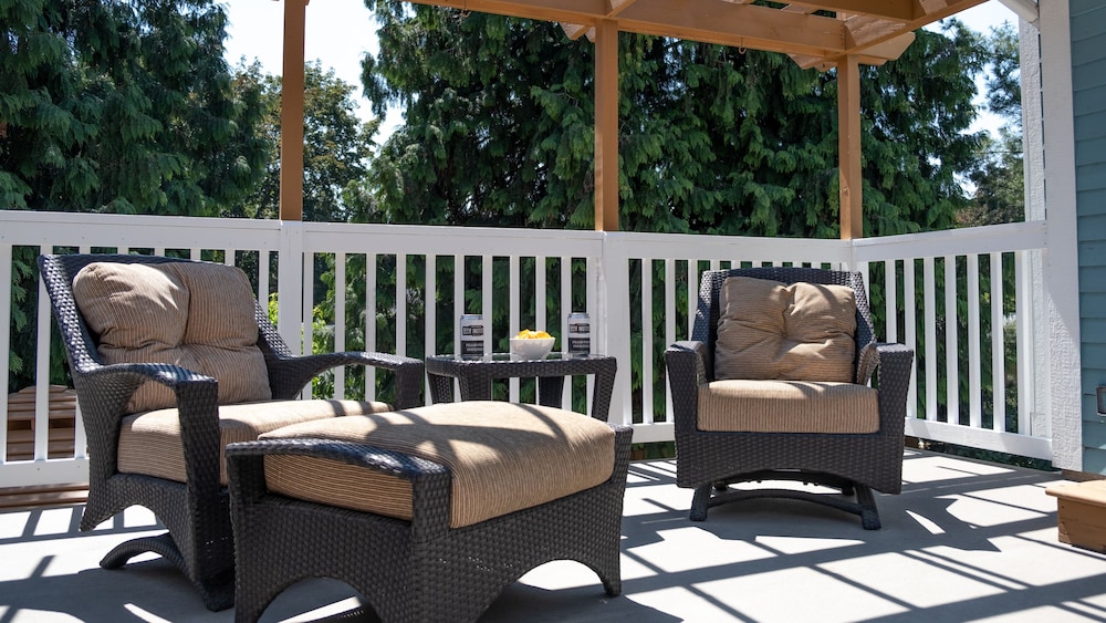 Kelowna Bed & Breakfast (CHATHAM HOUSE) - Image 5